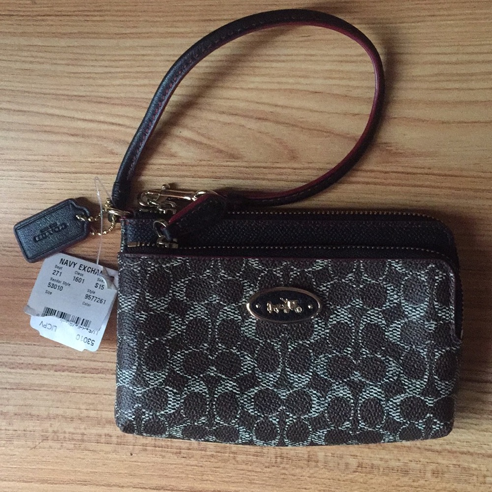 COACH Leather Zip Wristlet (53010)